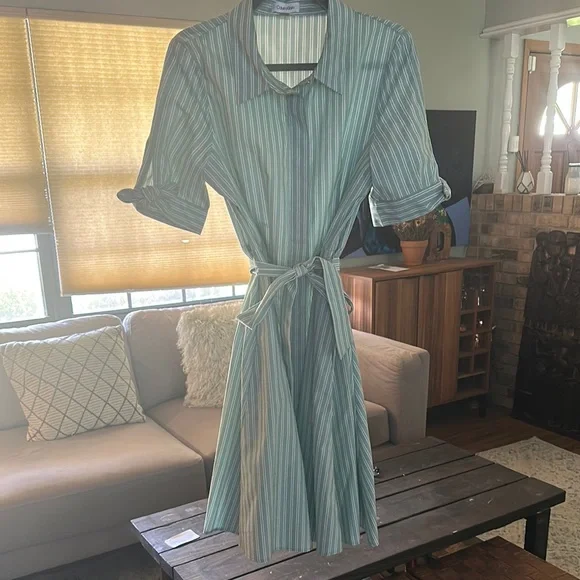 slim fit dress slacks Calvin Klein Girls Shimmer Layered Dress in Green main image 0